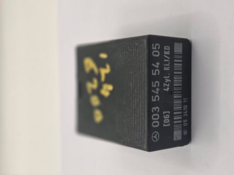 AIR CON RELAY KICKDOWN M111 USED