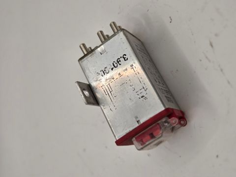 OVERVOLTAGE RELAY W201 W124 R129 USED