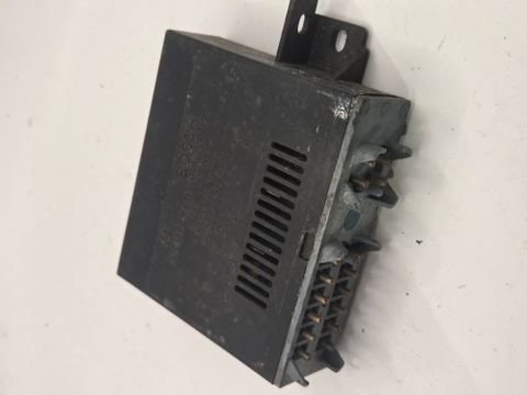 AIR CON CONTROL UNIT W126 USED