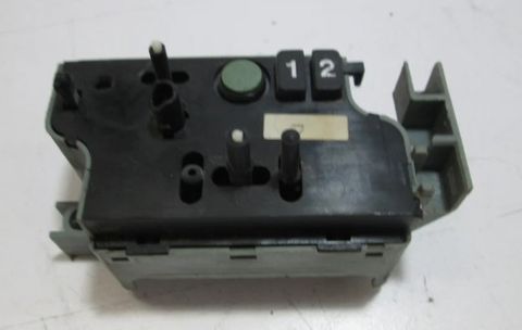 LH SEAT ELEC SWITCH W126 MEM USED