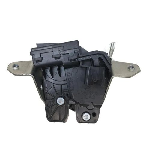BOOT LID LATCH W205 MB
