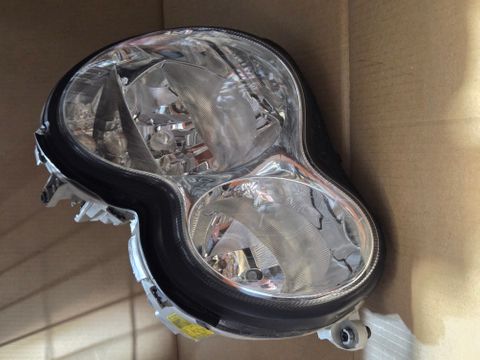 LH HEADLAMP W203  2003- USED