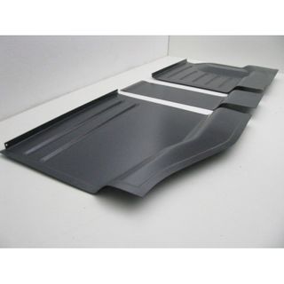 REAR BOOT FLOOR R113
