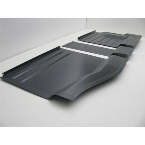REAR BOOT FLOOR R113