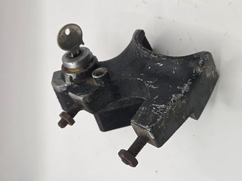 STEERING LOCK W120 W180 LHD USED