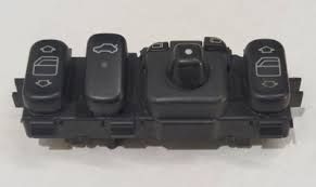 CONSOLE SWITCHES W208 USED