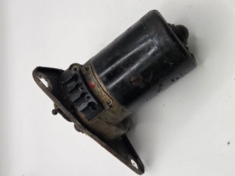WIPER MOTOR W120 W180 57- USED