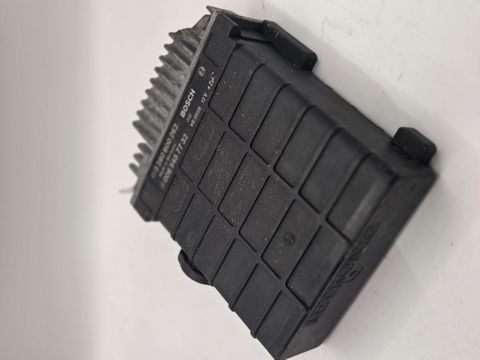 KE CONTROL UNIT W201 USED