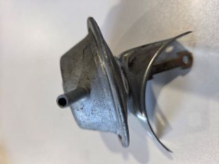 VACUMN ADVANCE M116-982 USED
