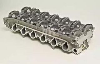 CYLINDER HEAD M104 AMC