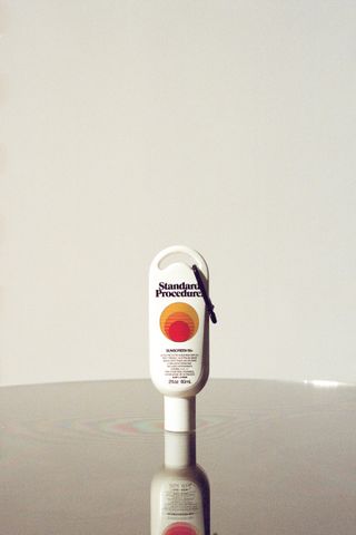 SUNSCREEN SPF50+ w clip 60ml