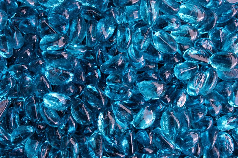 Blue Polished Glass (1ltr Bag)