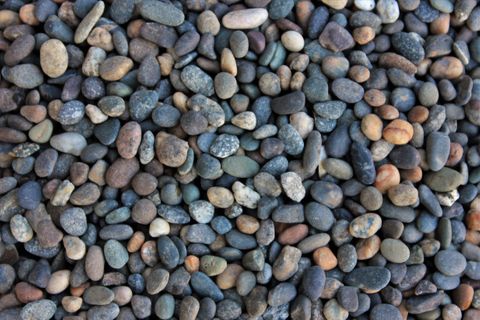 Lightning Ridge Pebble | 06-04mm (1ltr Bag)