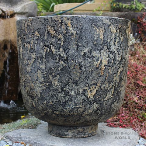 Round Aged Pot