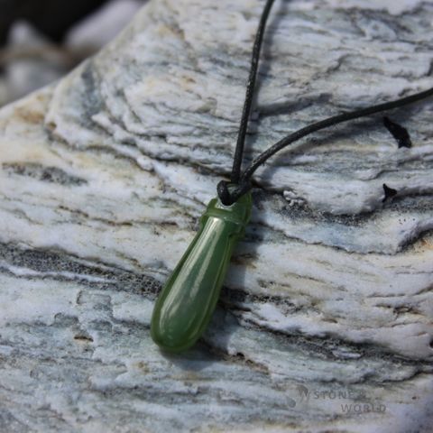 Greenstone Mere Pendant