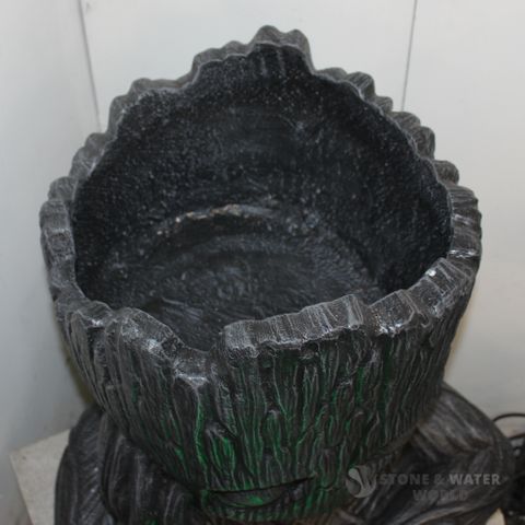 Large Groot Planter