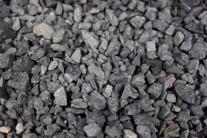 Black Crushed Stone | 12-06mm (15ltr Bag)