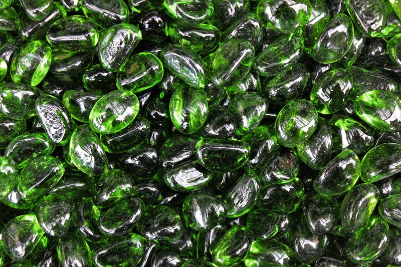 Green Polished Glass (1ltr Bag)