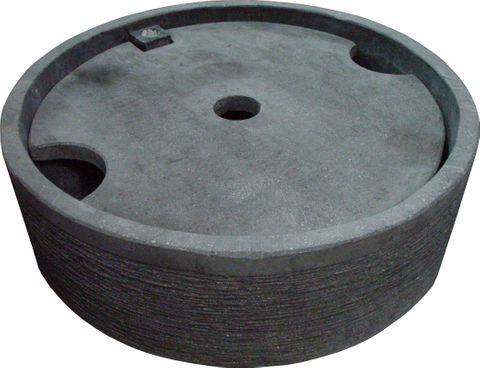 Round Concrete Pond with Lid