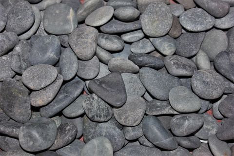 Black Sumatra Pebble (20kg Bag)