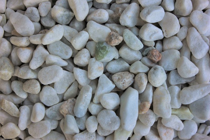 Snow Stone | 20-10mm (1ltr Bag)