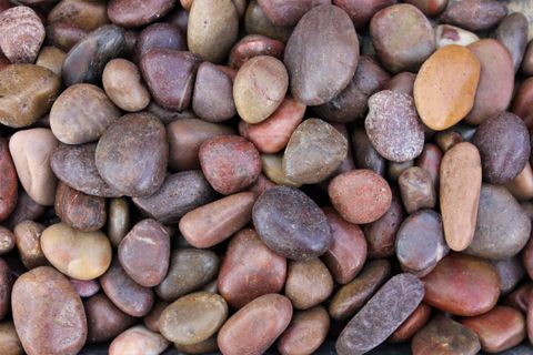 Polished Red Pebble | 20-10mm (1ltr Bag)