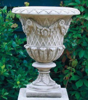 Montrose Urn