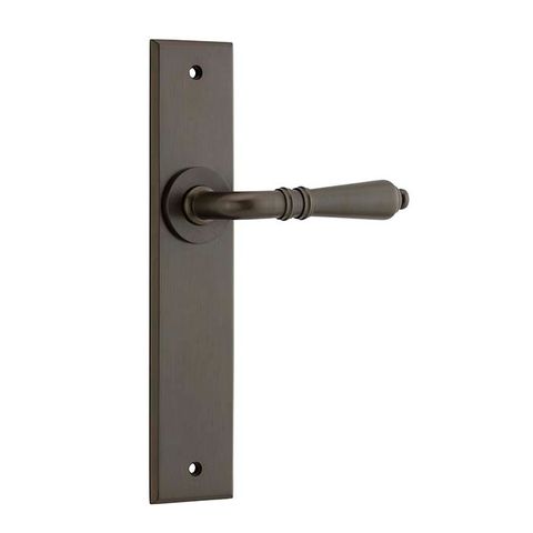 Sarlat Chamfered Lever Pas SB