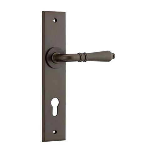 Sarlat Chamfered Lever Ent SB