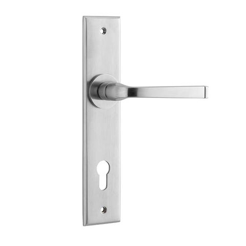 Annecy Chamfered Lever Ent BC