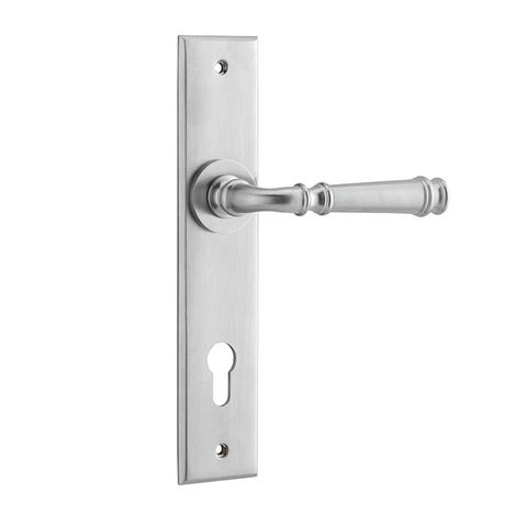 Verona Chamfered Lever Ent BC