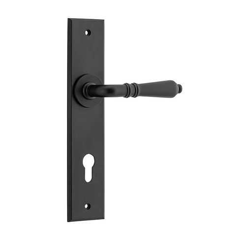 Sarlat Chamfered Lever Ent MB