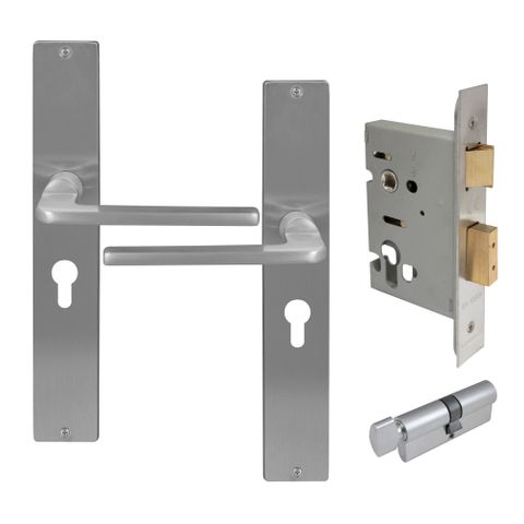 Chalet Square LP Entrance E48 SC