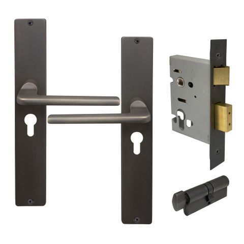 Chalet Square LP Entrance E48 DRB