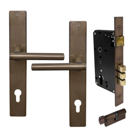 Charleston Square LP Entrance E85 AB