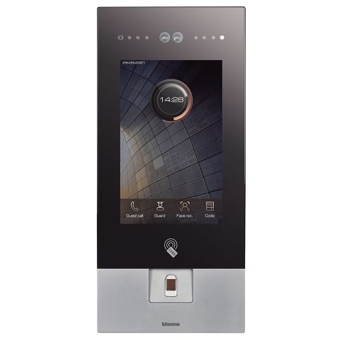 Entrance Panel 10" w Face ID