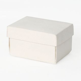 IVORY LEONARDO BOX SMALL 10(L) x 7(W) x 6(H) cm MIN BUY 10