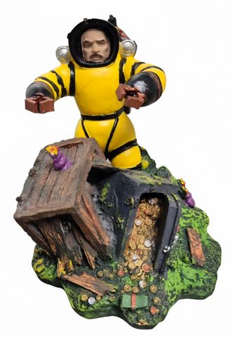 Exotic Aquarium Ornament - Diver with Treasure