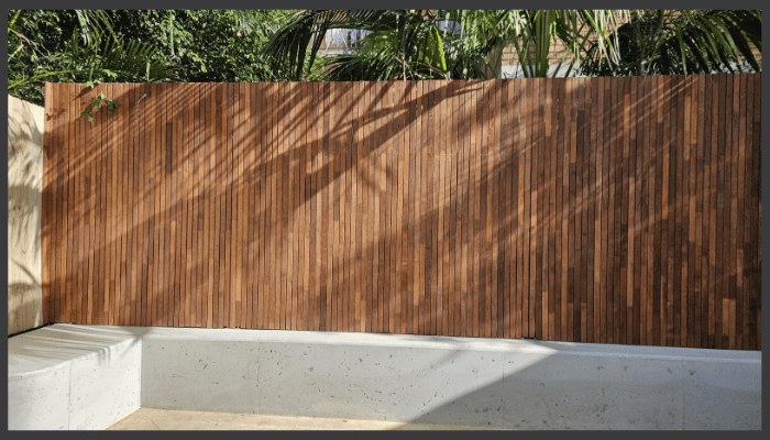 How to Maintain and Extend the Life of Hardwood Fence Palings