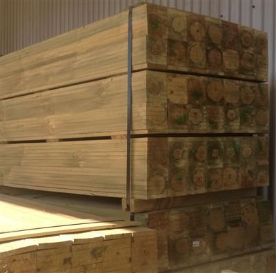 TREATED PINE PALINGS