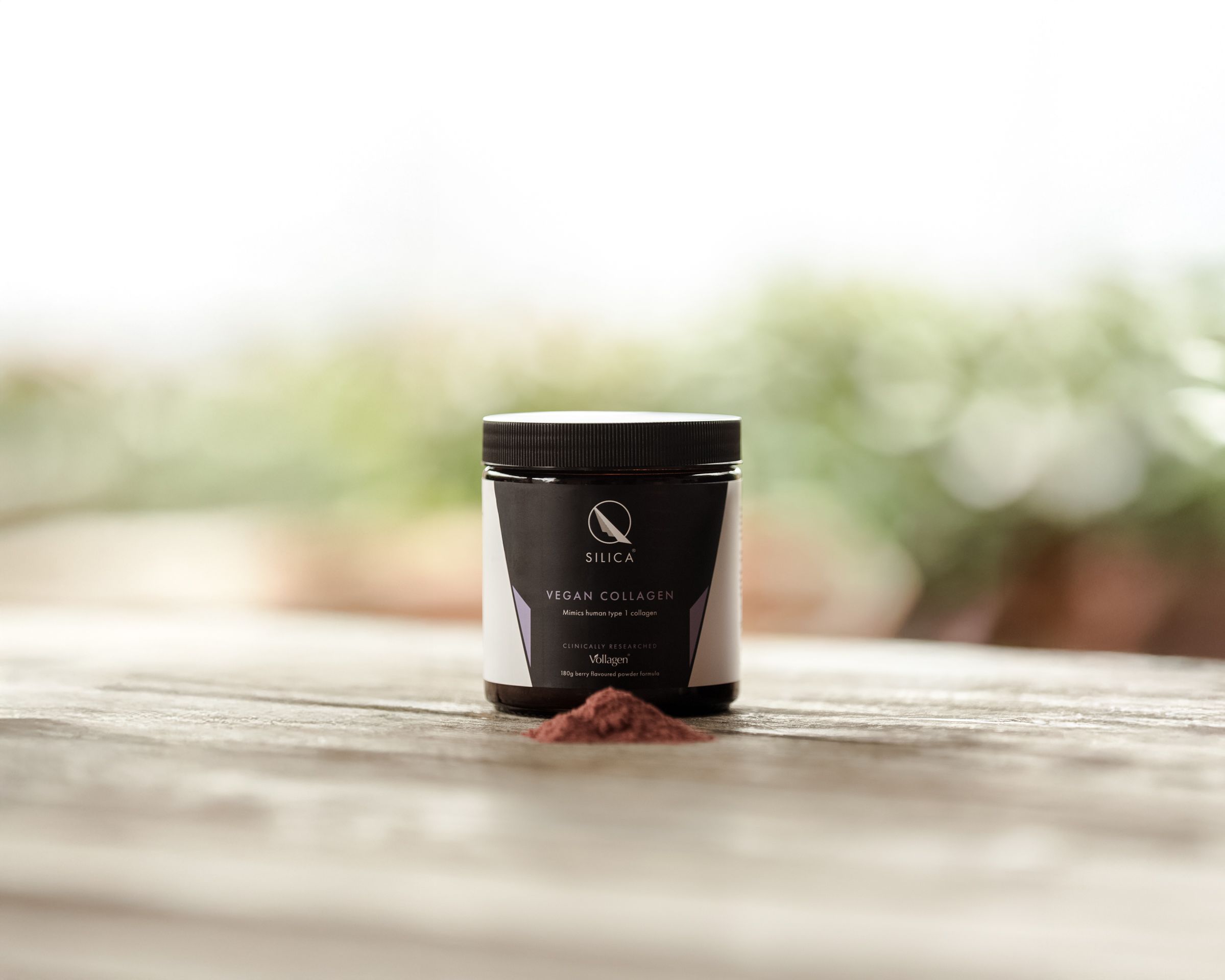 <p class='h6'>The brand that built beauty from within.</p><p class='h1'>10 FREE Vegan Collagen powders with any 20 assorted Qsilica products</p><div class='button-group'><a class='btn btn-primary' href='/tag/1-brand/value/4-qsilica'>Order now</a></div>