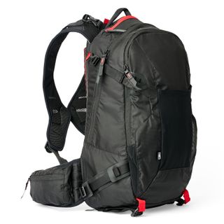 USWE Zippered VST 16L Day Pack Black