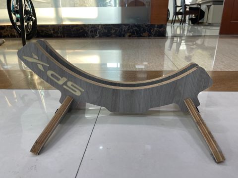 X-LAB XDS Plywood Adjustable Width Bike Display Stand