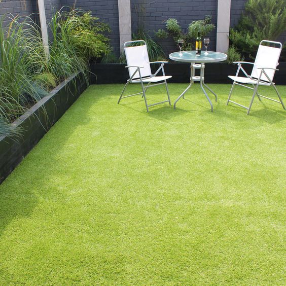 Tips for Homeowners with Synthetic Grass Yard