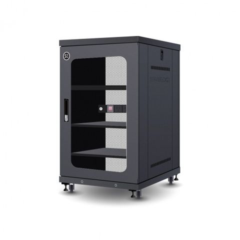 Serveredge 18RU 600W x 800D Fully Assembled Free Standing Cabinet