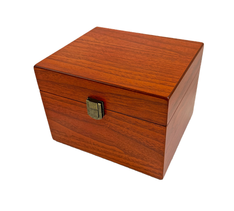 Cherry Clasp Urn