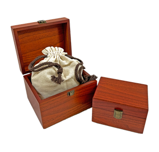 Cherry Clasp Urn w/ Pouch - Small only (36 S)