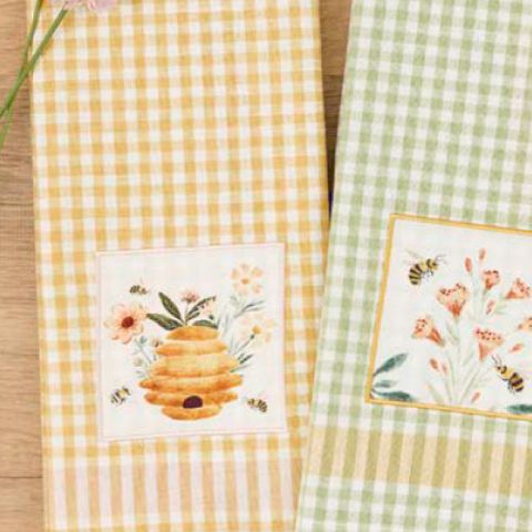 DII BEE HIVE EMBELLISHED DISH TOWEL