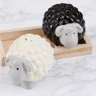 DII CERAMIC SHEEP SALT & PEPPER SET