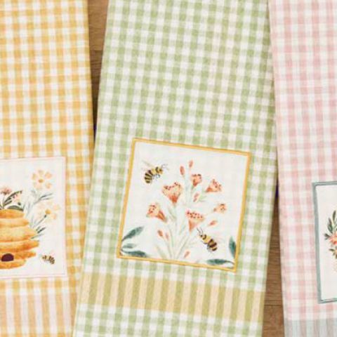 DII BEE GARDEN EMBELLISHED DISH TOWEL